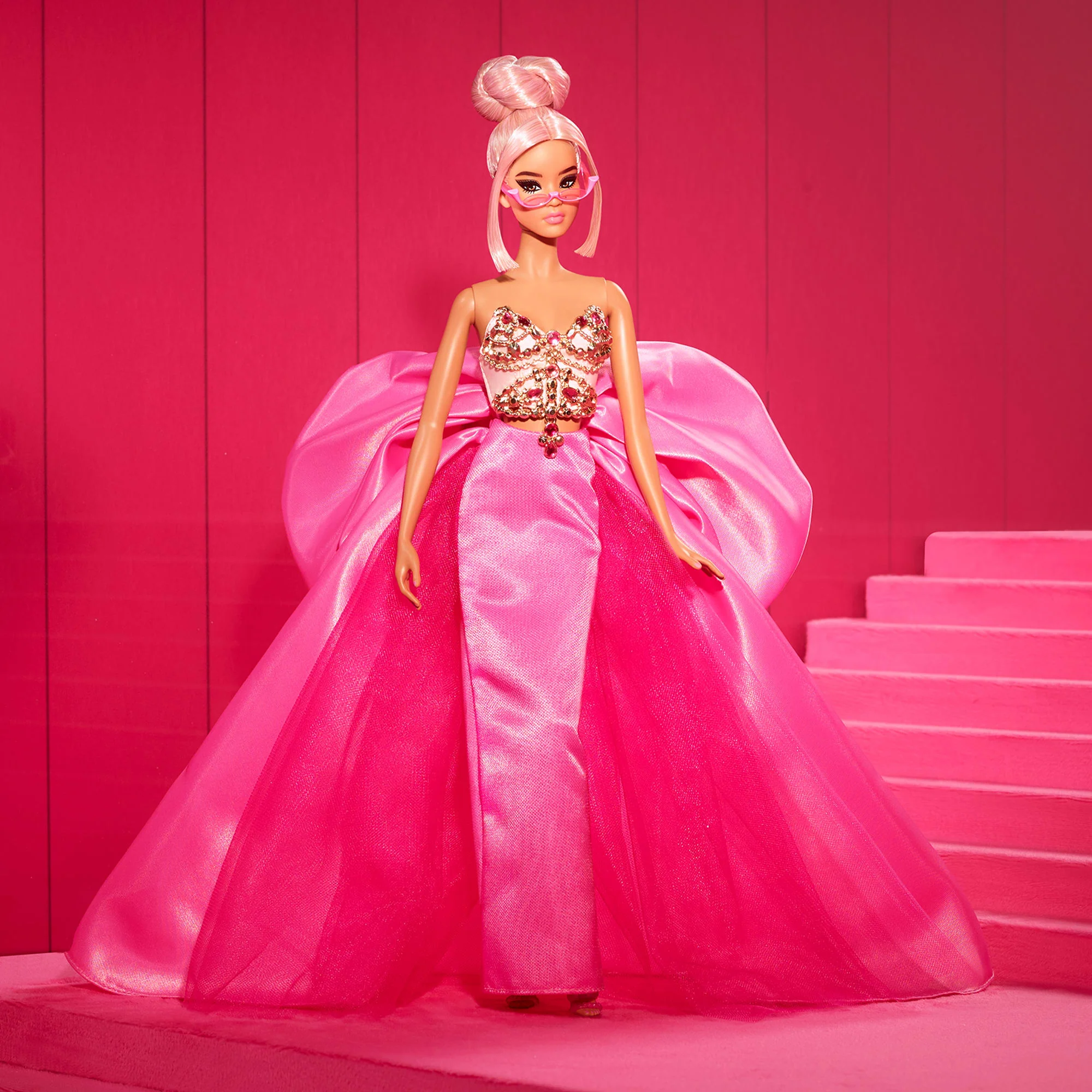 Barbie Pink Collection Doll 5 - Image 4