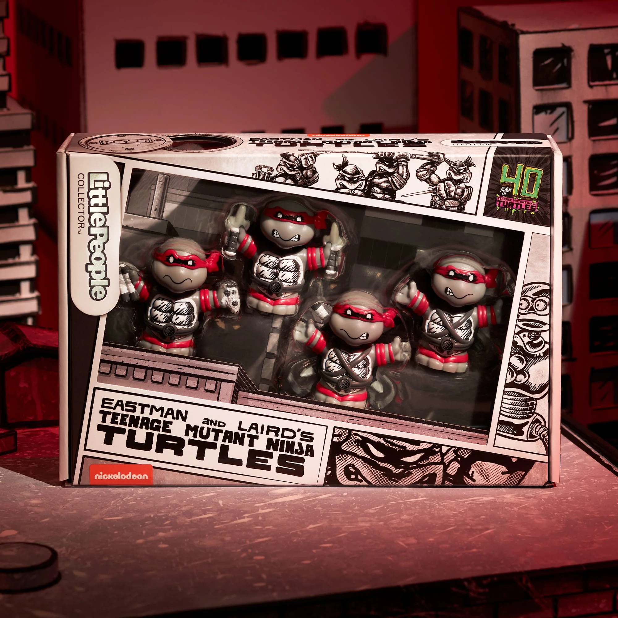 Little People Collector Teenage Mutant Ninja Turtles: Origins Special Edition Figure Set - Image 10