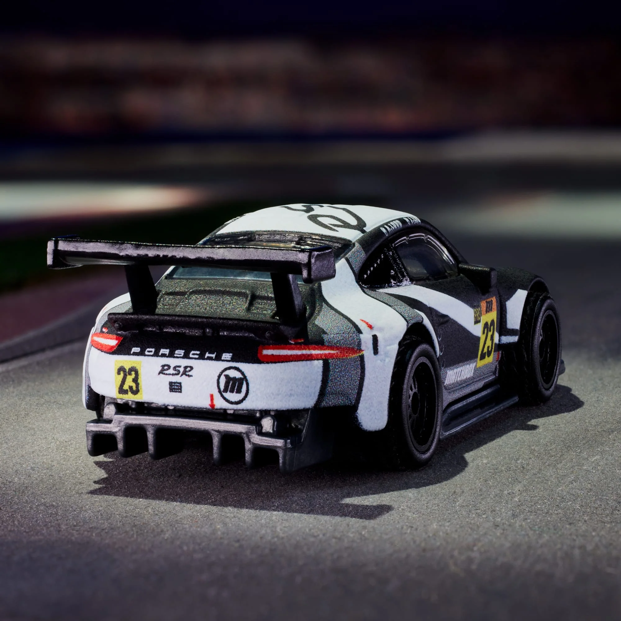 Matchbox Porsche 911 RSR - Image 2