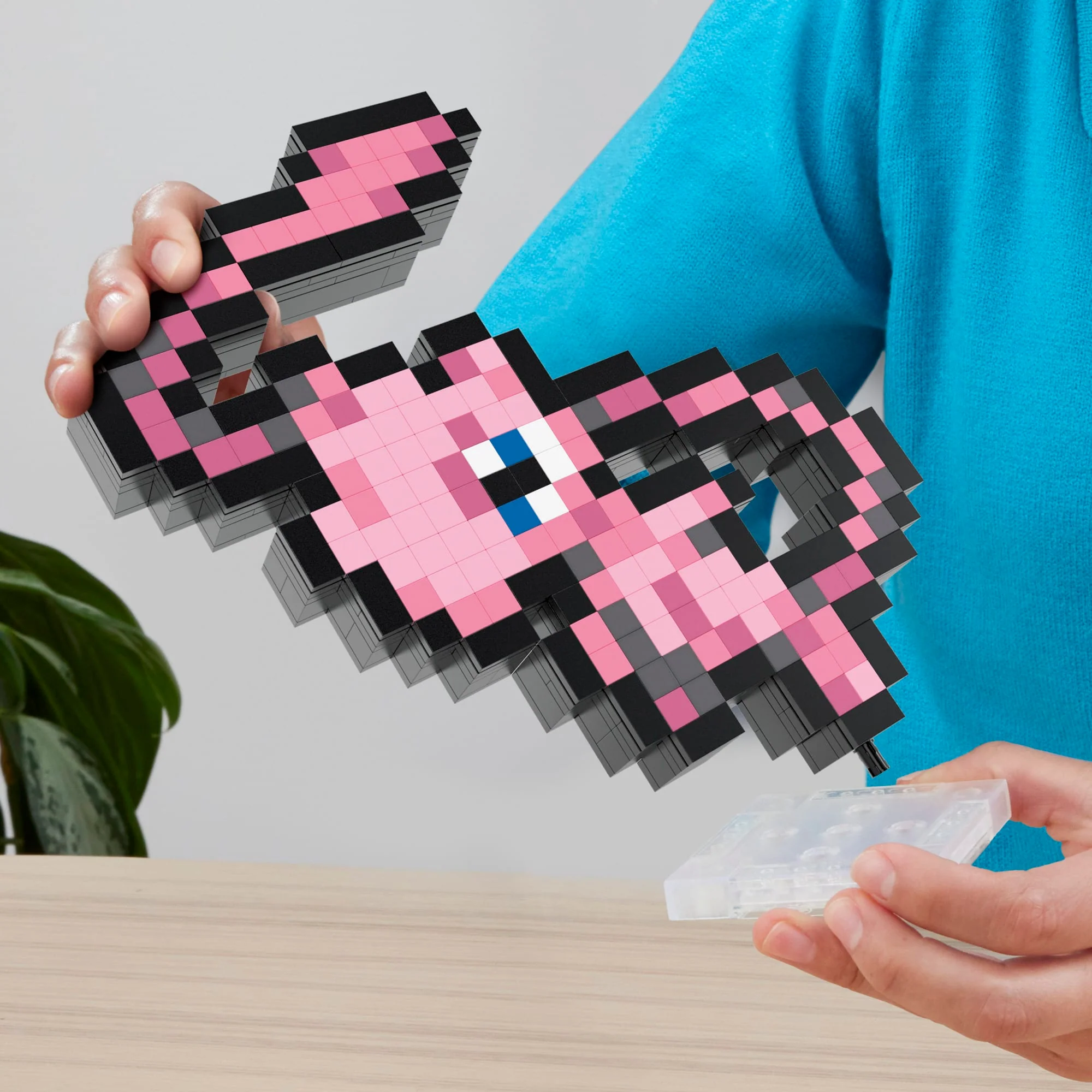 MEGA Pokémon Mew Building Set - Image 5