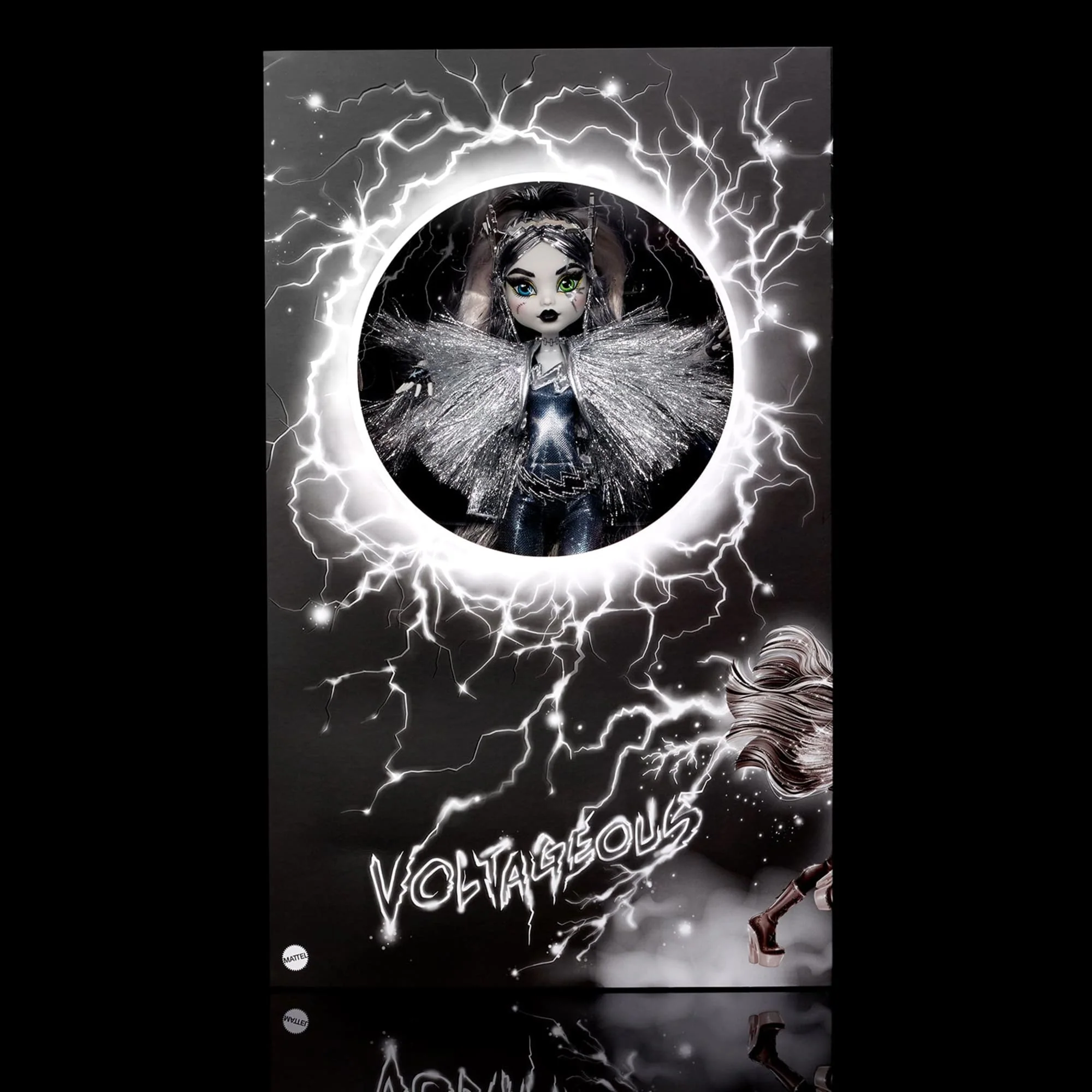 Monster High Voltageous Frankie Stein Reproduction Doll - Image 10