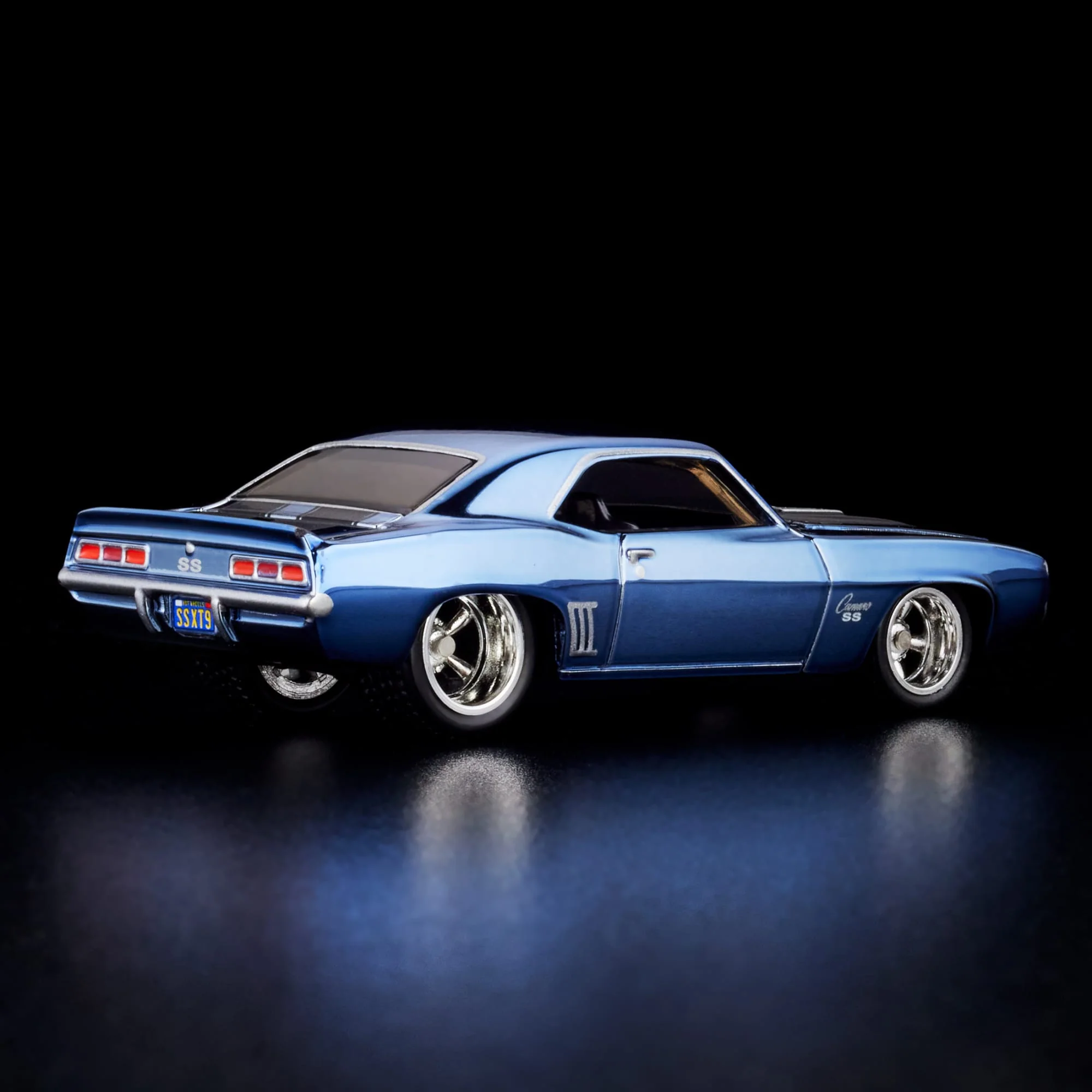RLC Exclusive 1969 Chevy Camaro SS - Image 4