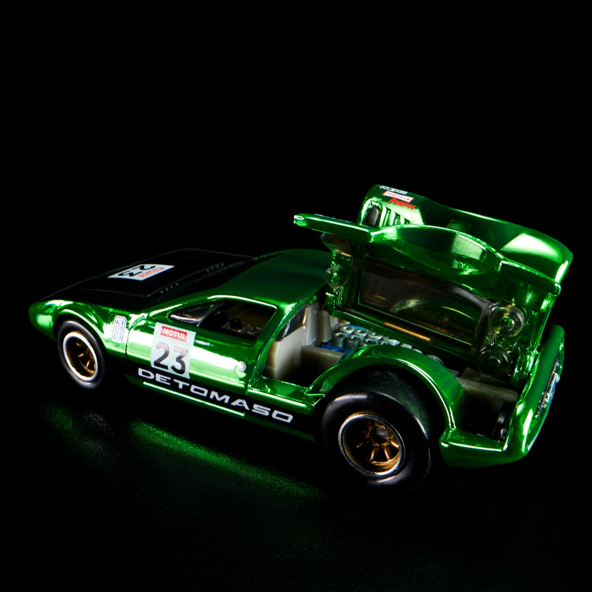 RLC Exclusive 1971 De Tomaso Mangusta - Image 9