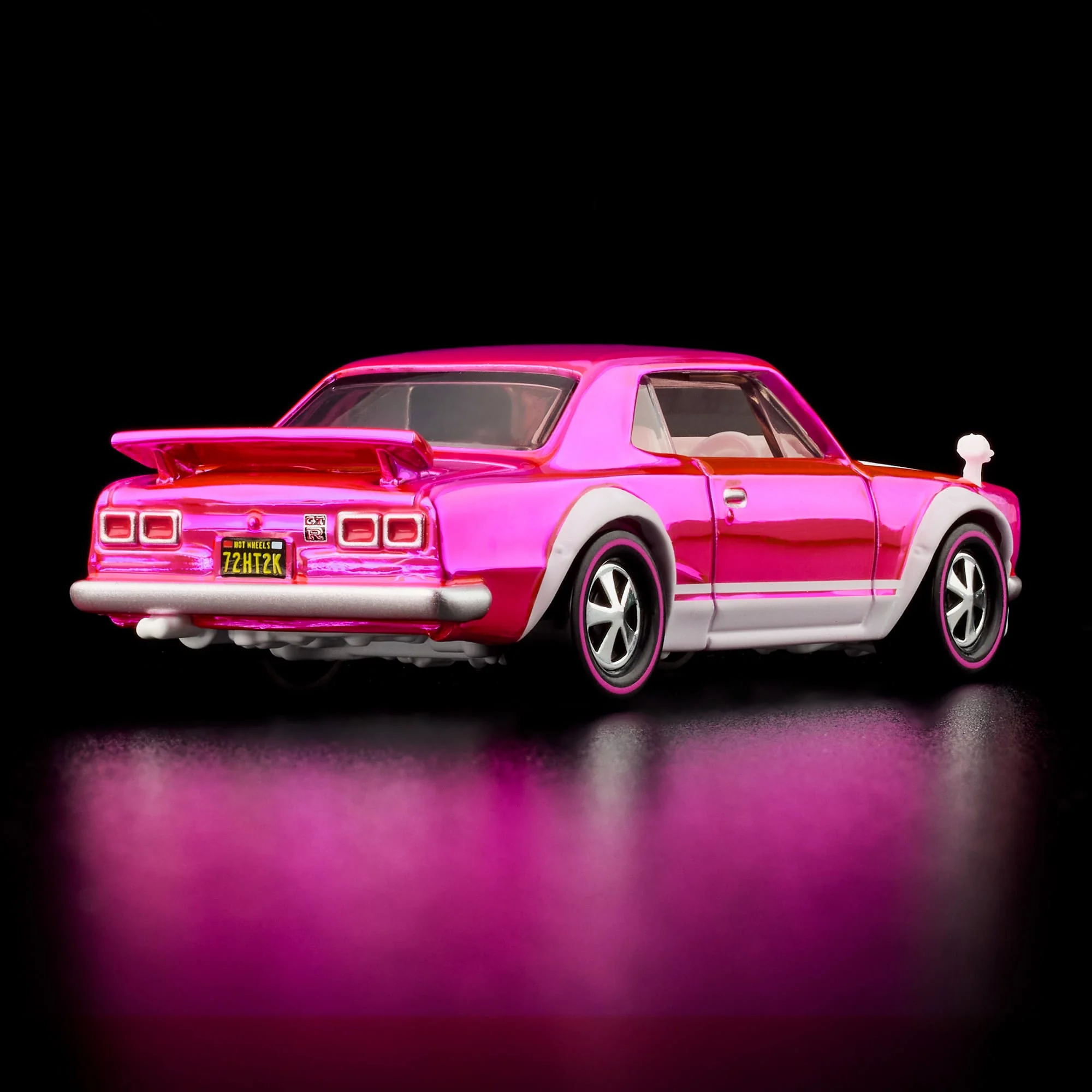 RLC Exclusive 1972 Skyline H/T 2000GT-R - Image 4