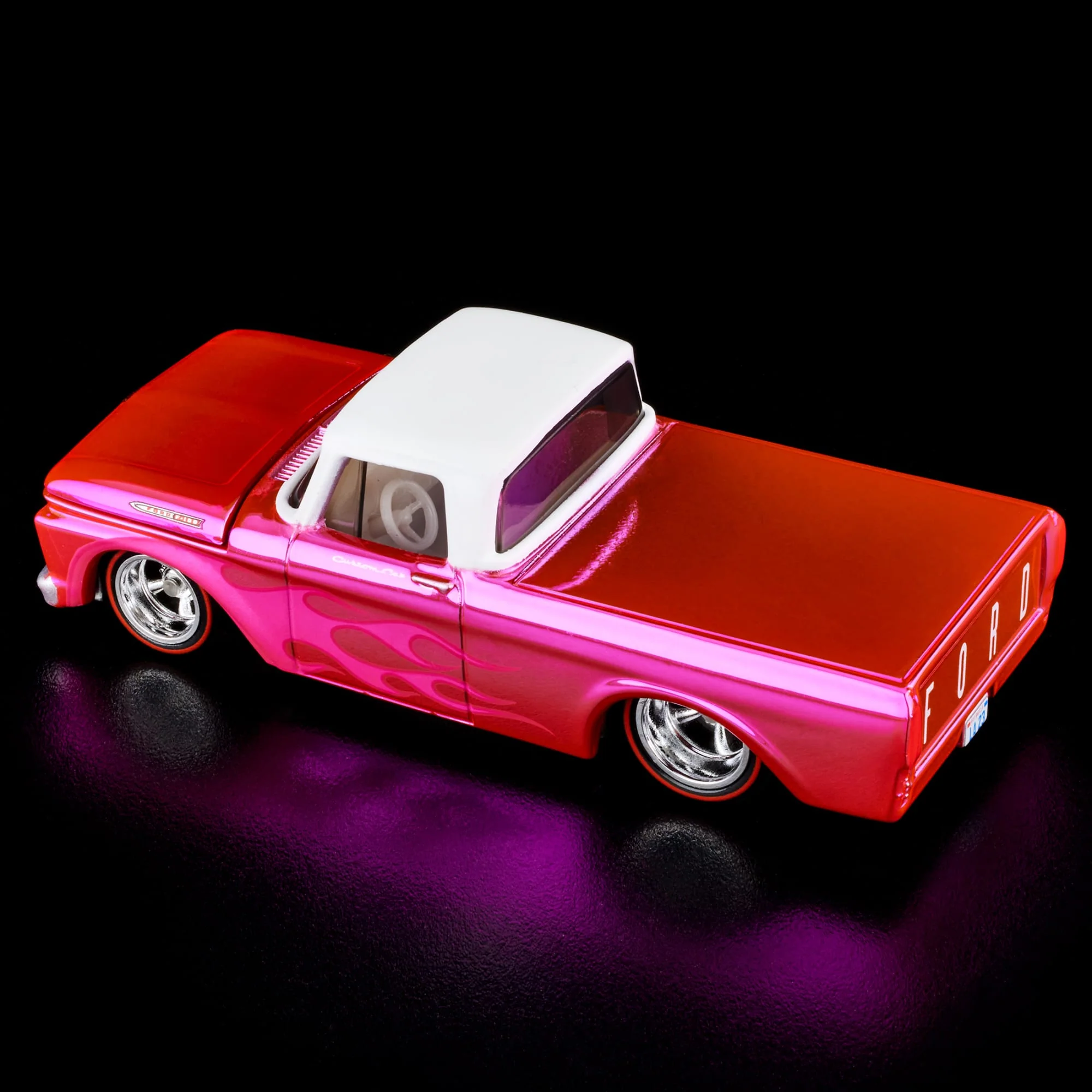 RLC Exclusive Pink Edition 1962 Ford F100 - Image 14